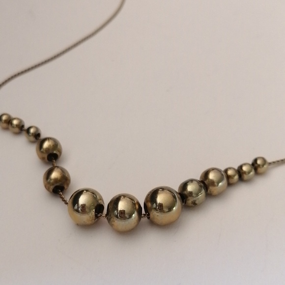 Vintage Avon Minimalist Sliding Graduated Bronze Tone Ball Chain Necklace - Picture 3 of 6
